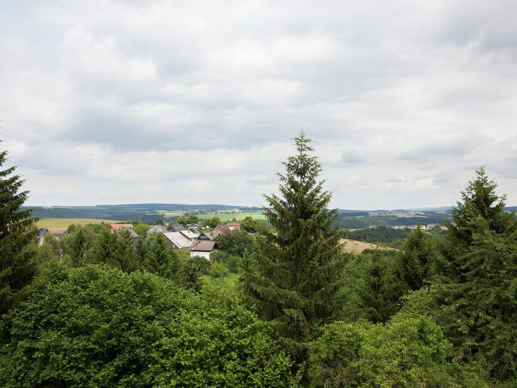 Peaceful Holiday Home In Rascheid Near Forest 가이스펠드 외부 사진